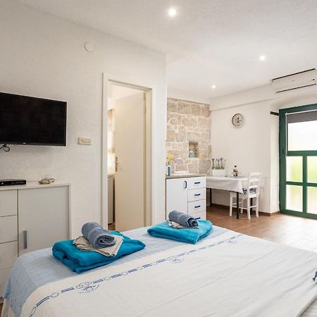 Aparrtment Terra- Combine Beach&Old Town Daire Split Dış mekan fotoğraf