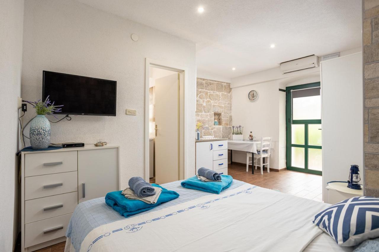 Aparrtment Terra- Combine Beach&Old Town Daire Split Dış mekan fotoğraf