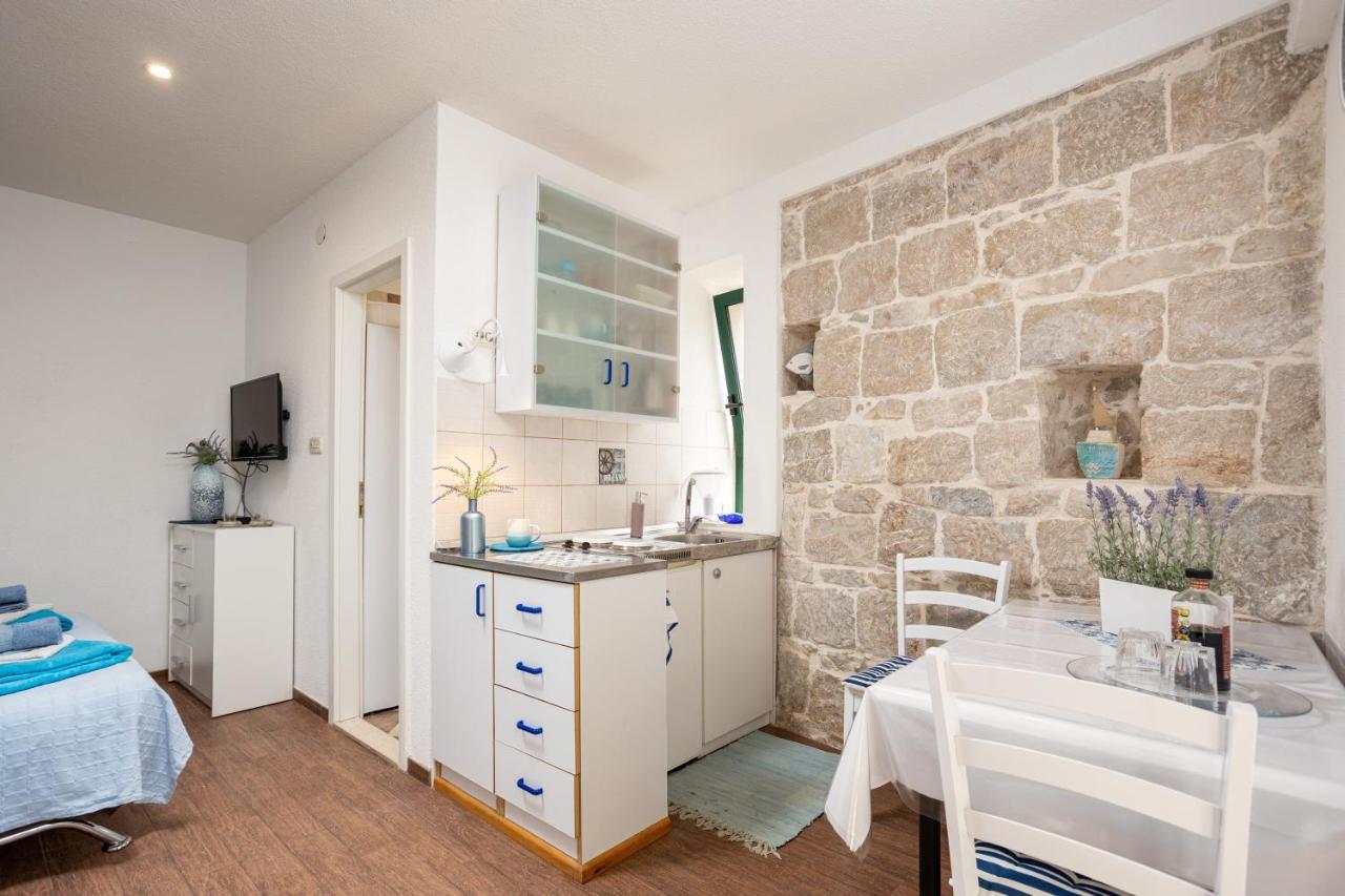 Aparrtment Terra- Combine Beach&Old Town Daire Split Dış mekan fotoğraf